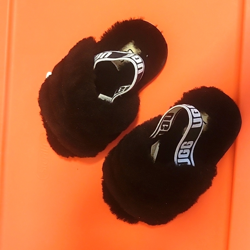 UGG toddler girls sandals